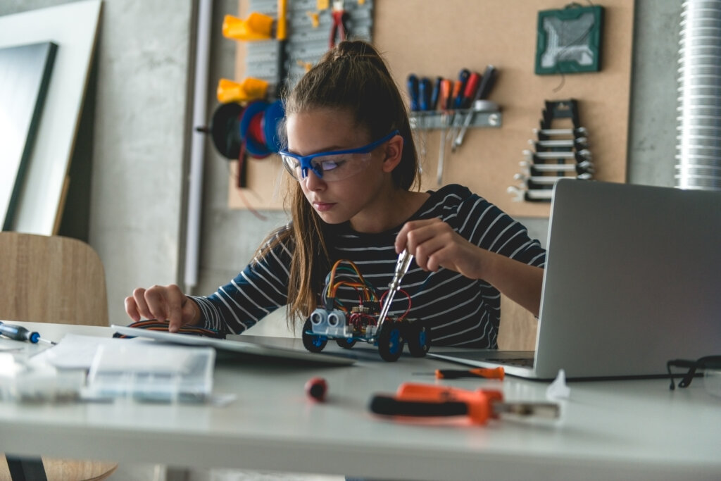 Science Driver Identifying Drivers of Interest for STEM and Science Careers Among ...